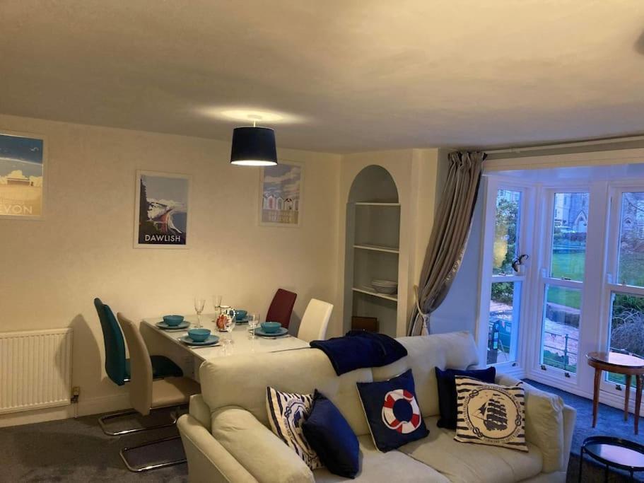 Lawn View Apartment Dawlish Bagian luar foto
