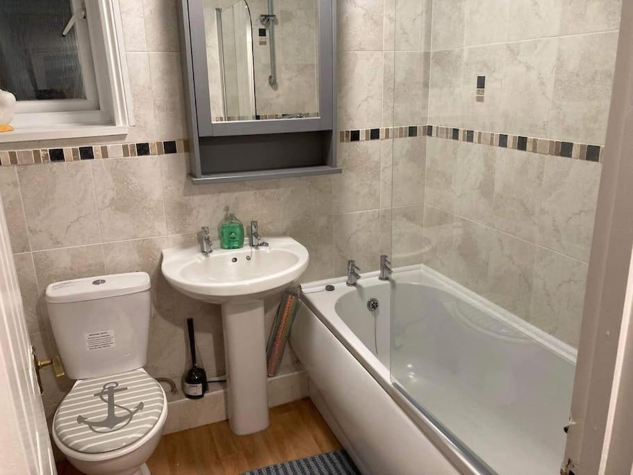 Lawn View Apartment Dawlish Bagian luar foto