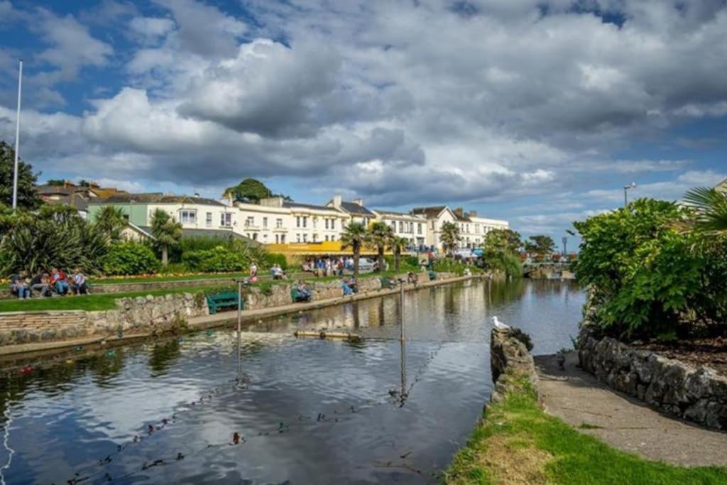 Lawn View Apartment Dawlish Bagian luar foto